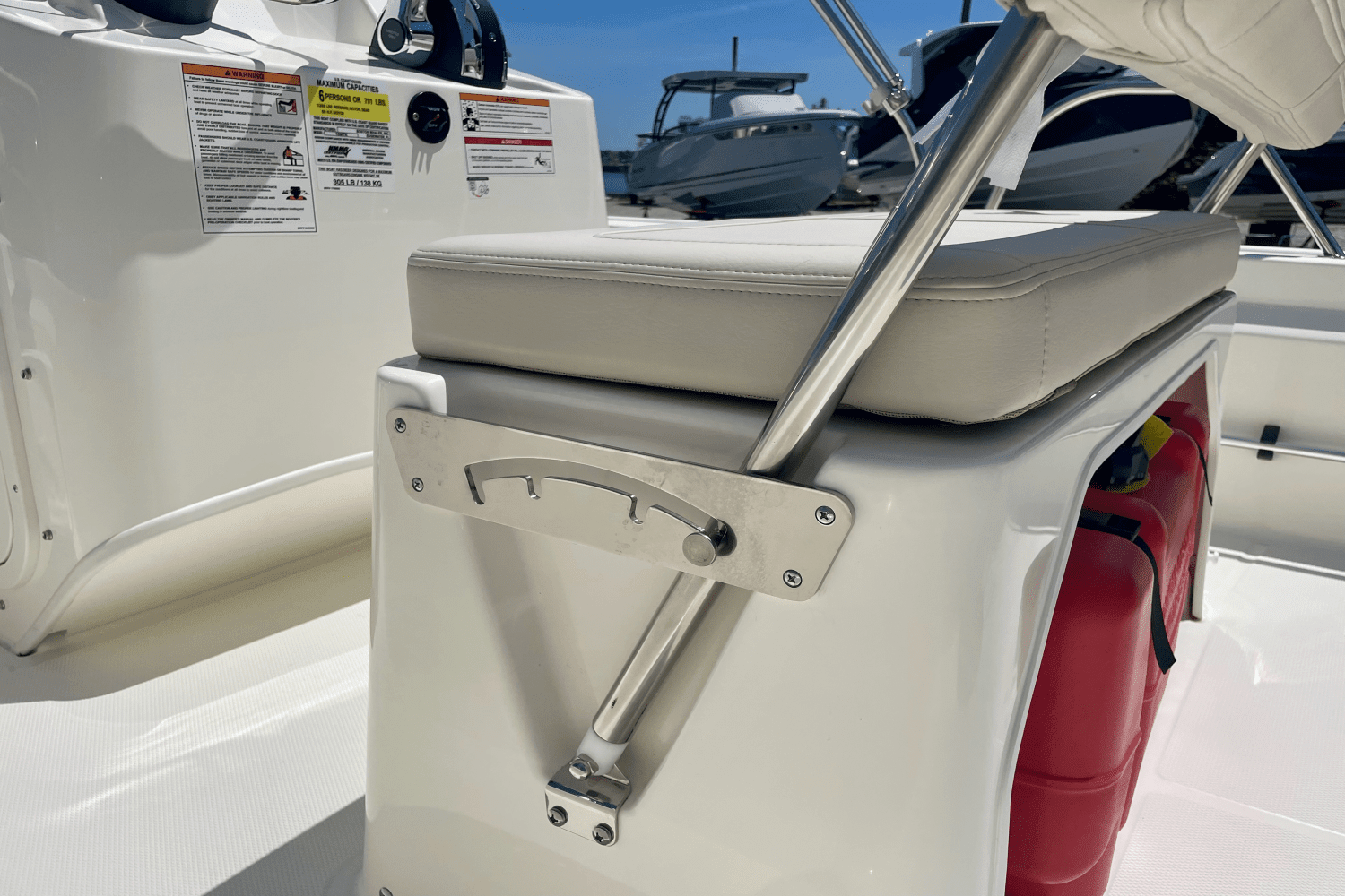 2024 Boston Whaler 150 Montauk Image Thumbnail #8