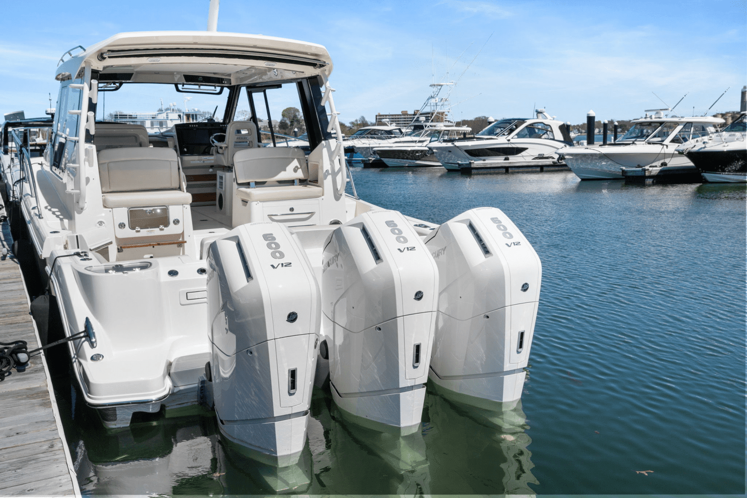 2024 Boston Whaler 405 Conquest Image Thumbnail #8