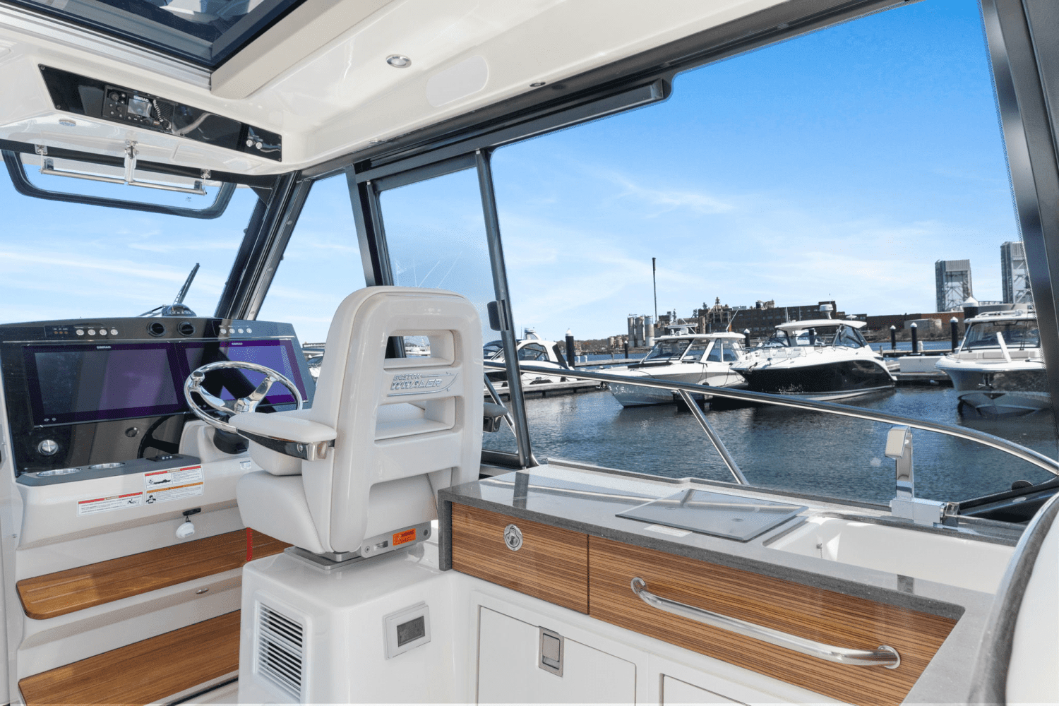 2024 Boston Whaler 405 Conquest Image Thumbnail #21