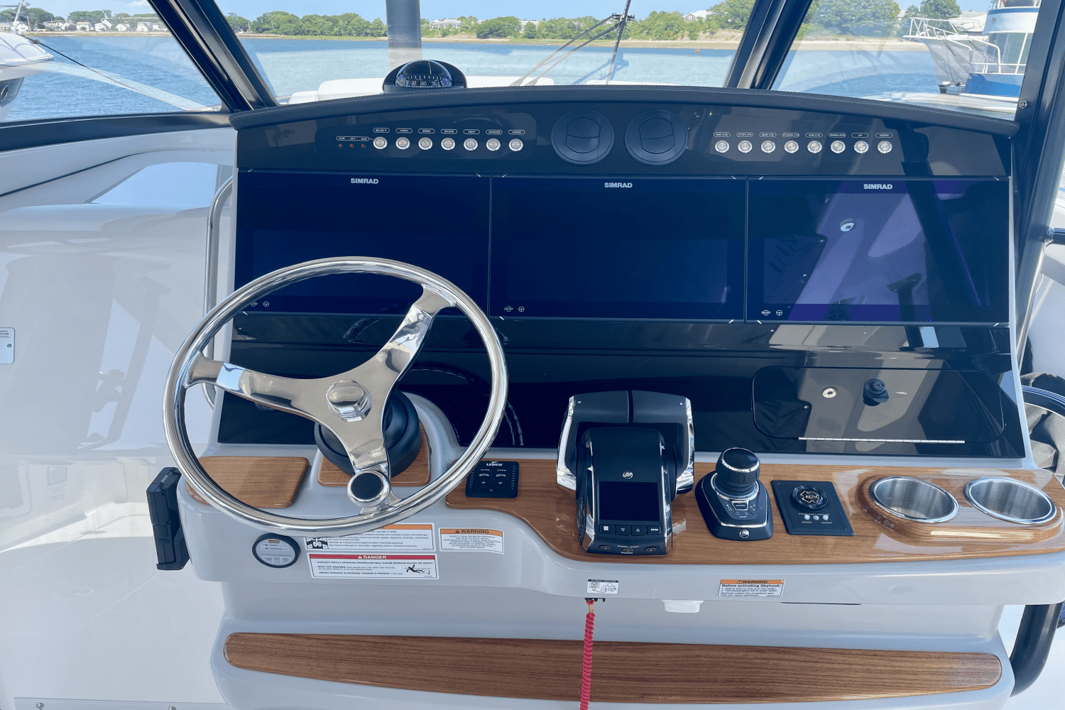 2024 Boston Whaler 420 Outrage Image Thumbnail #21