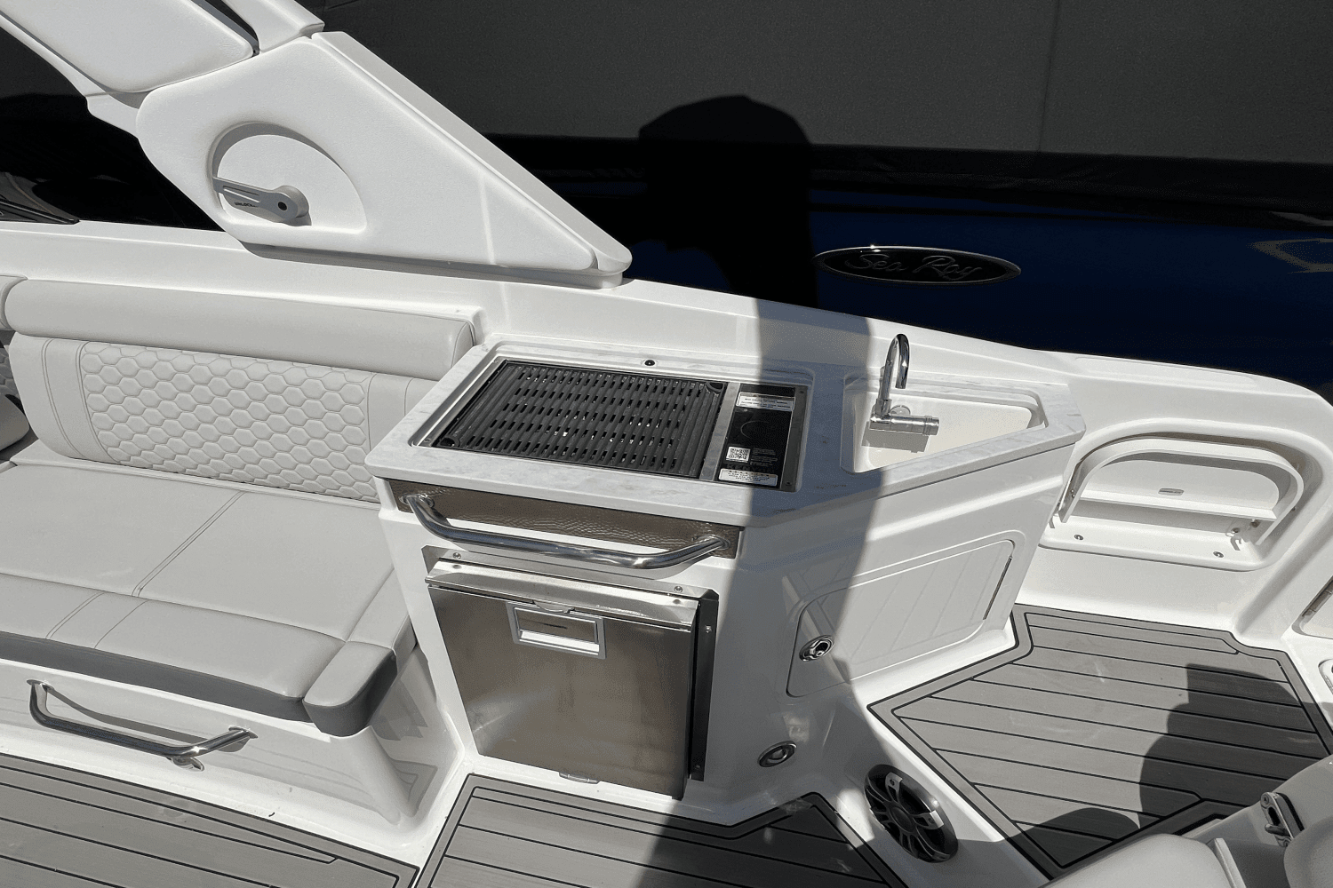 2024 Sea Ray
                                                             SDX 290 Outboard Image Thumbnail #16