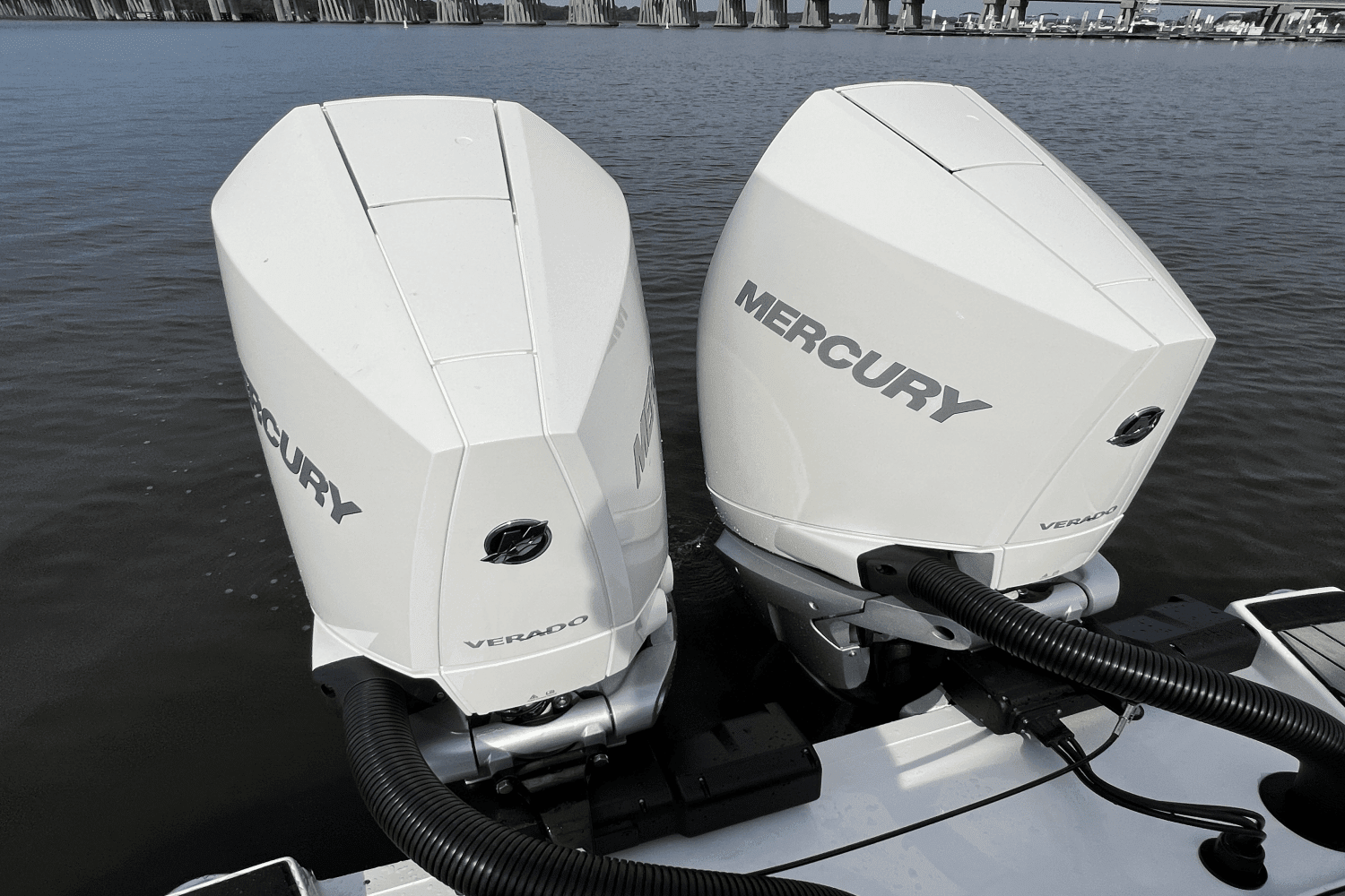 Thumbnail 4 for 2024 Sea Ray SLX 280 Outboard