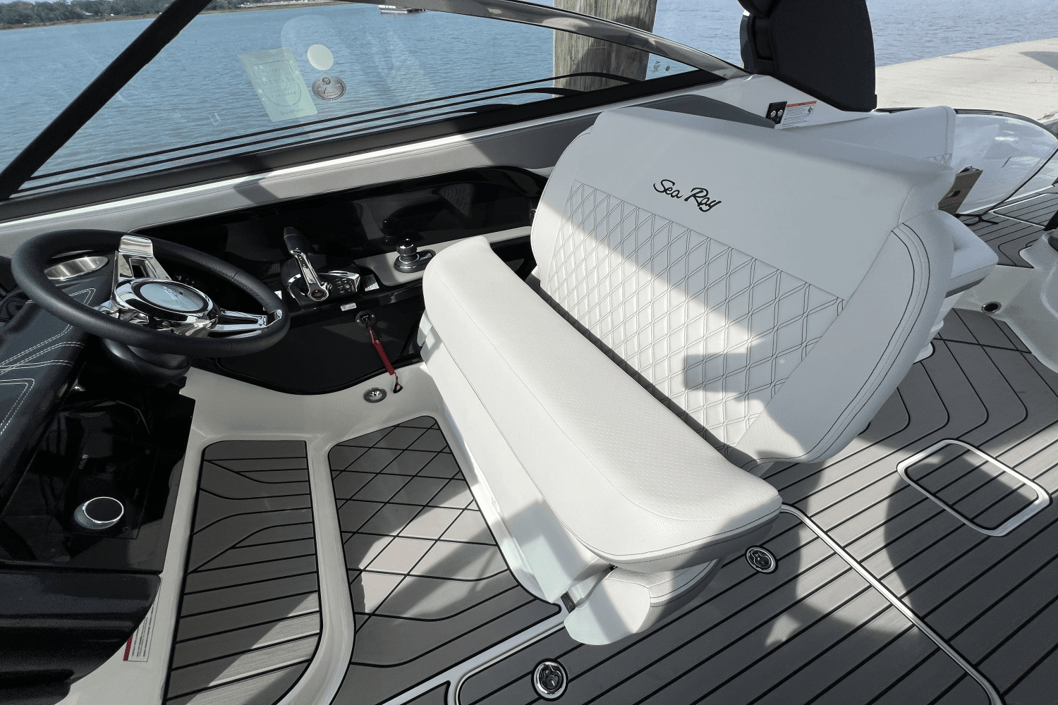 2024 Sea Ray SLX 280 Outboard Image Thumbnail #26