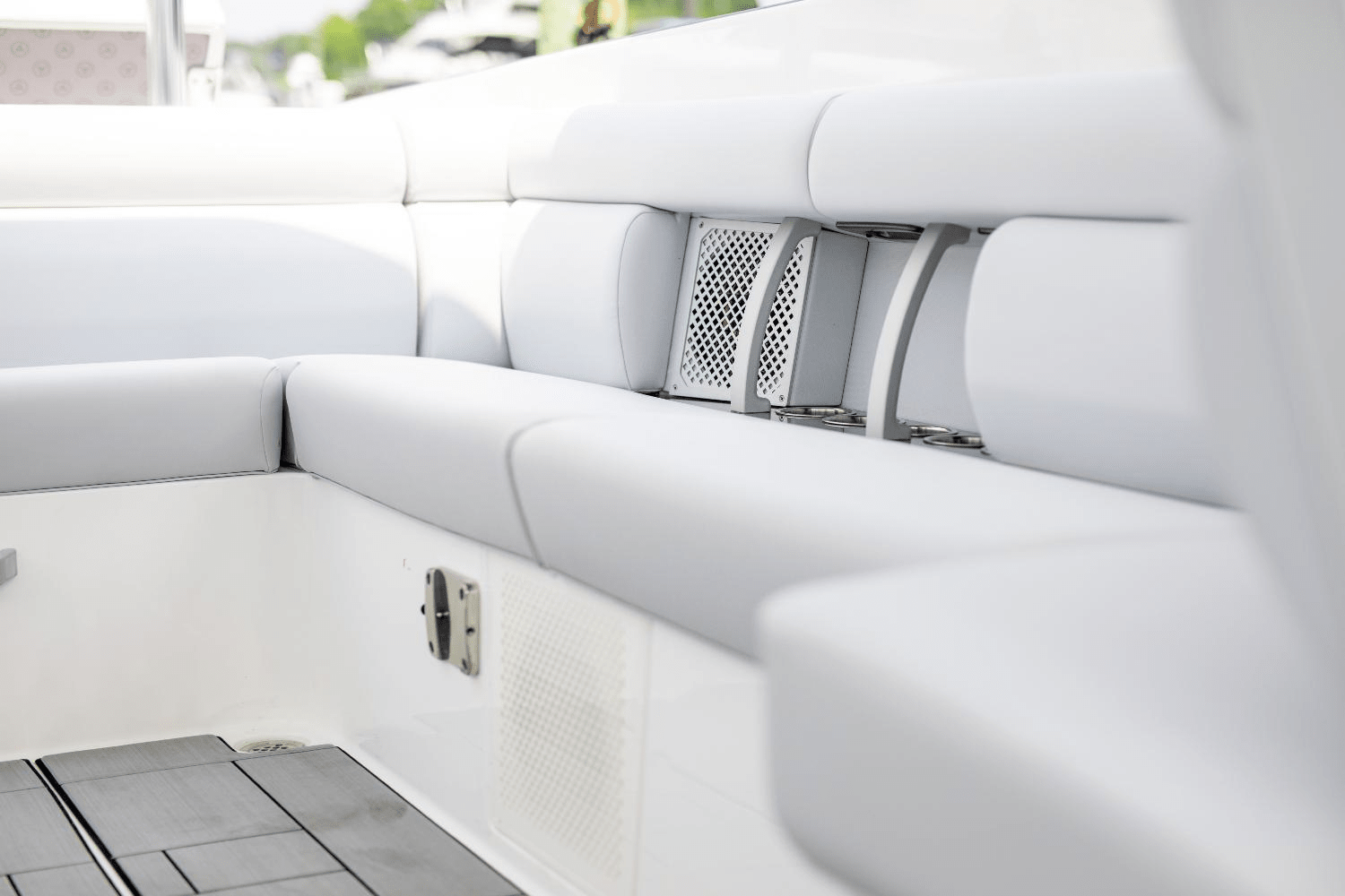 2024 Aviara AV36 Outboard Image Thumbnail #32