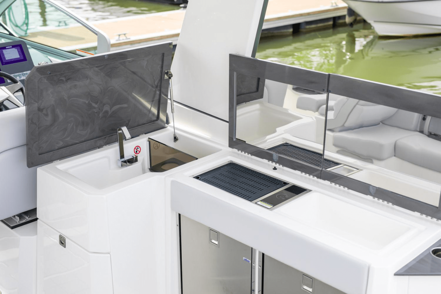 2024 Aviara AV36 Outboard Image Thumbnail #35