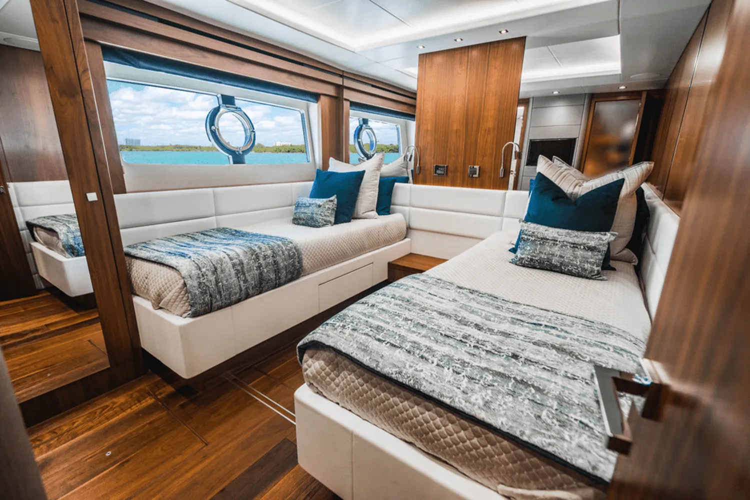2019 Sunseeker 86 Image Thumbnail #47