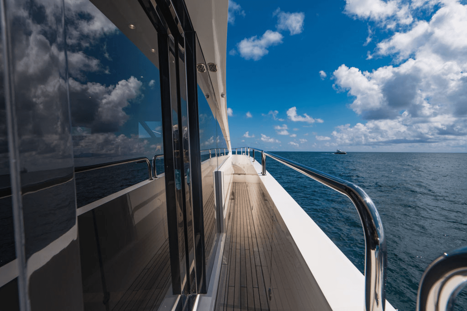 2019 Sunseeker 86 Image Thumbnail #7