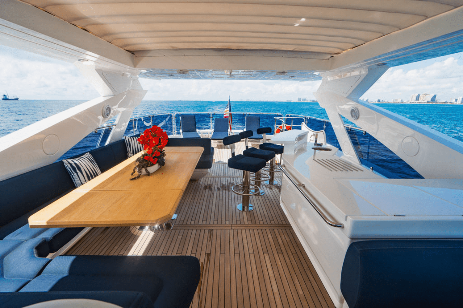 2019 Sunseeker 86 Image Thumbnail #15