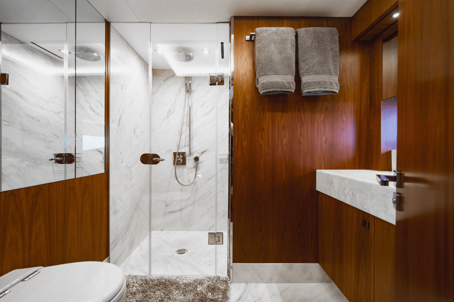 2019 Sunseeker 86 Image Thumbnail #35