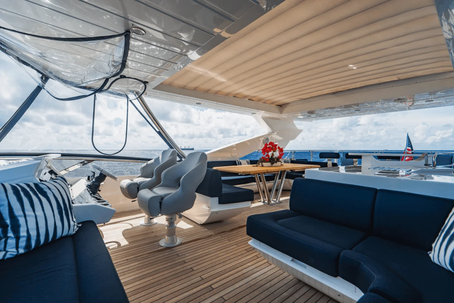 2019 Sunseeker 86 Image Thumbnail #17