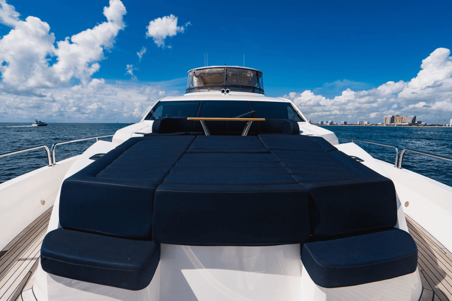 2019 Sunseeker 86 Image Thumbnail #10