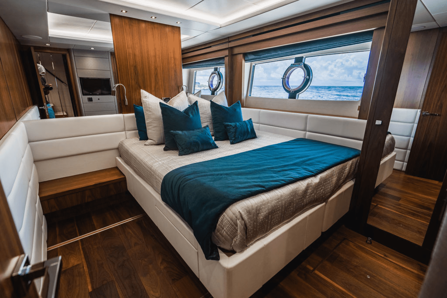 2019 Sunseeker 86 Image Thumbnail #43