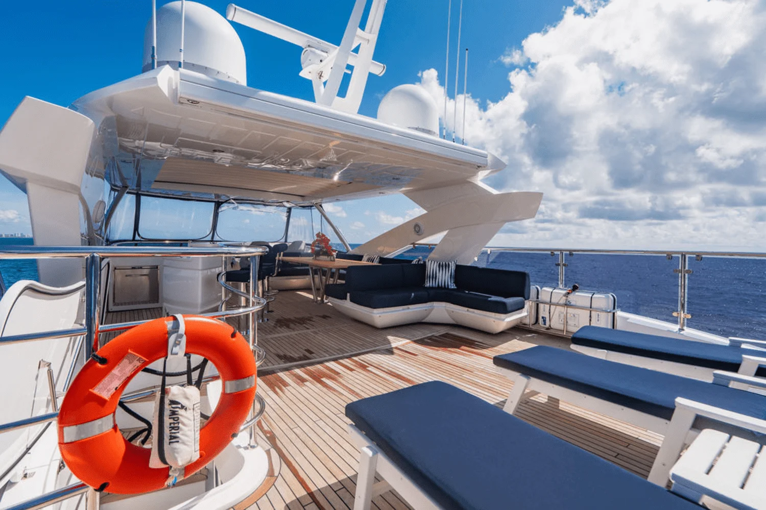 2019 Sunseeker 86 Image Thumbnail #12