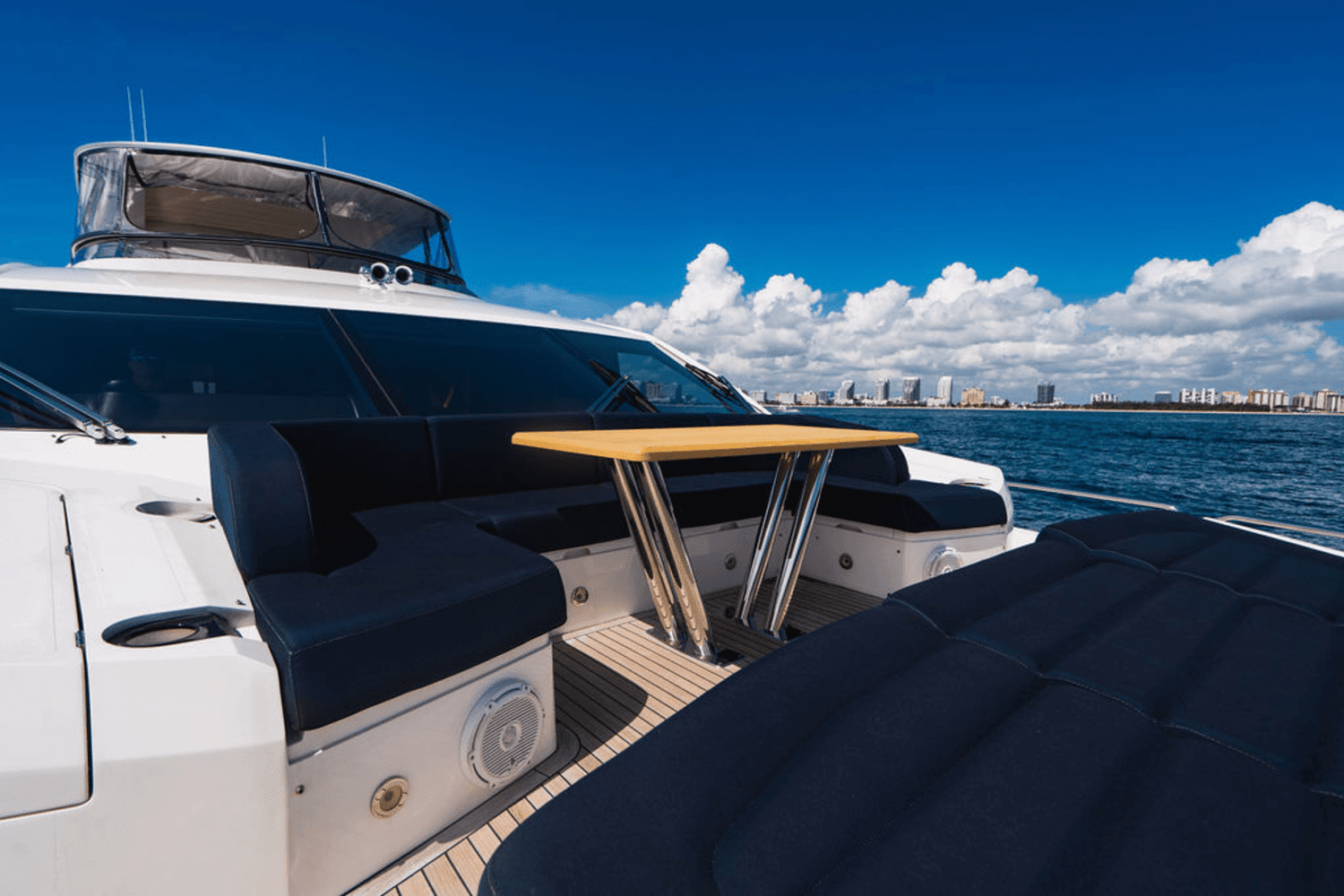 2019 Sunseeker 86 Image Thumbnail #9