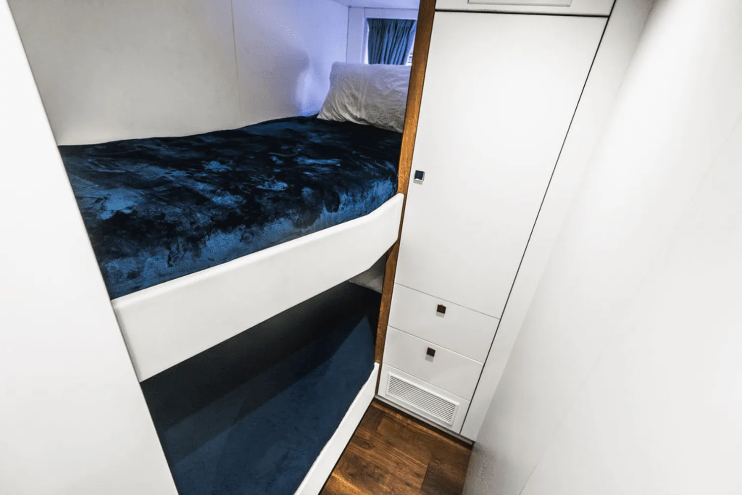 2019 Sunseeker 86 Image Thumbnail #54