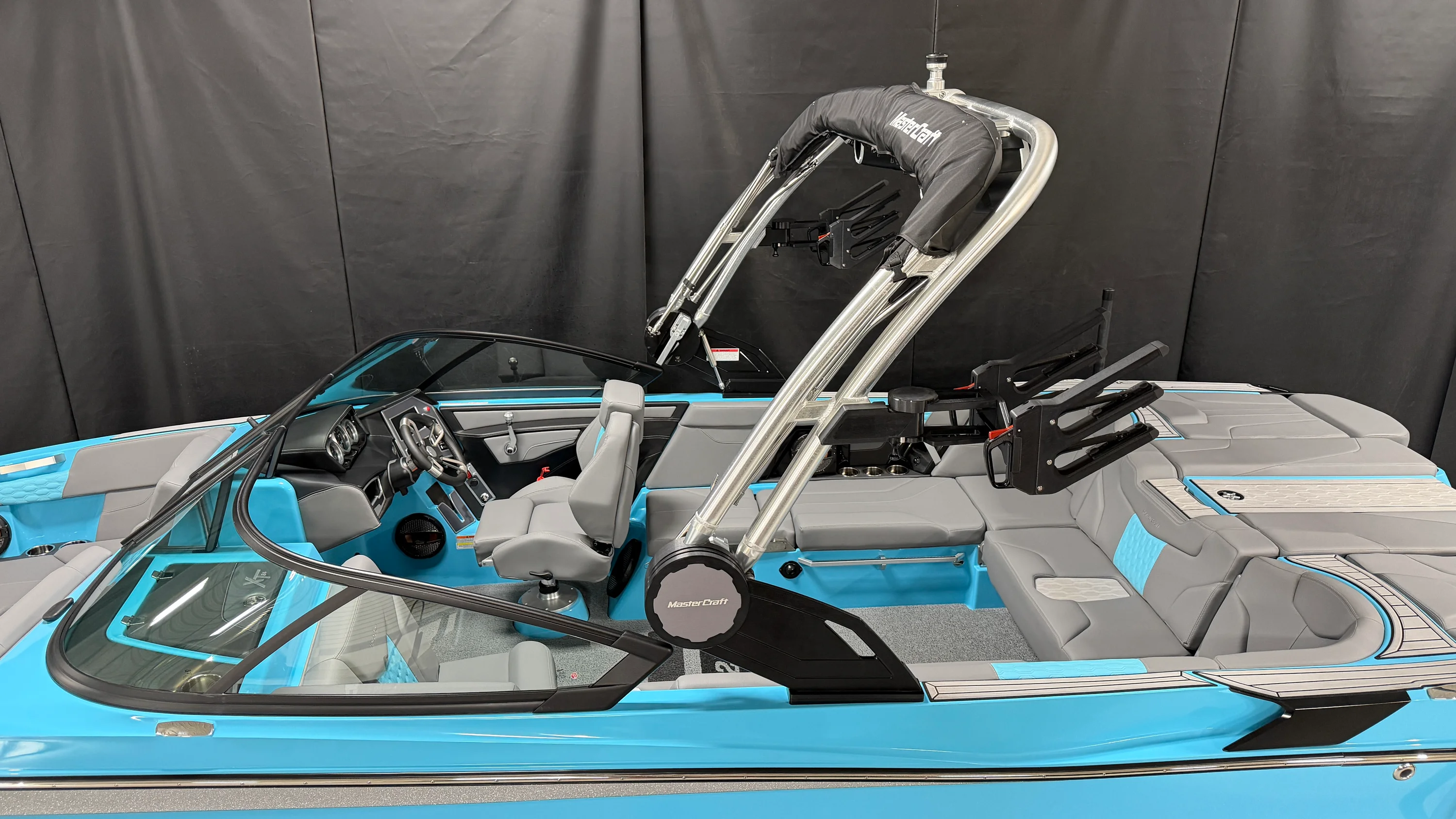 2024 Mastercraft XT24 Image Thumbnail #5