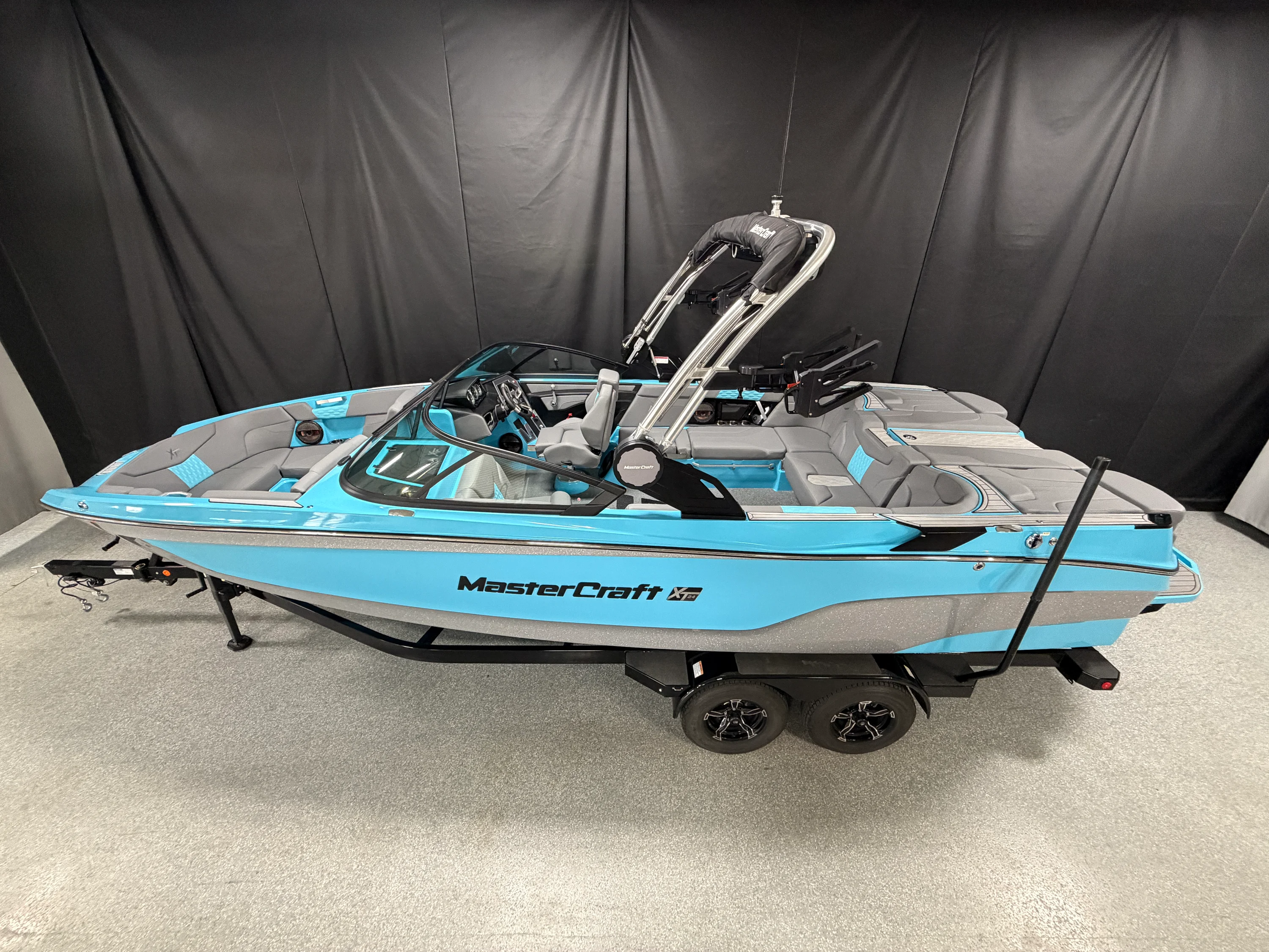 2024 Mastercraft XT24 Image Thumbnail #1