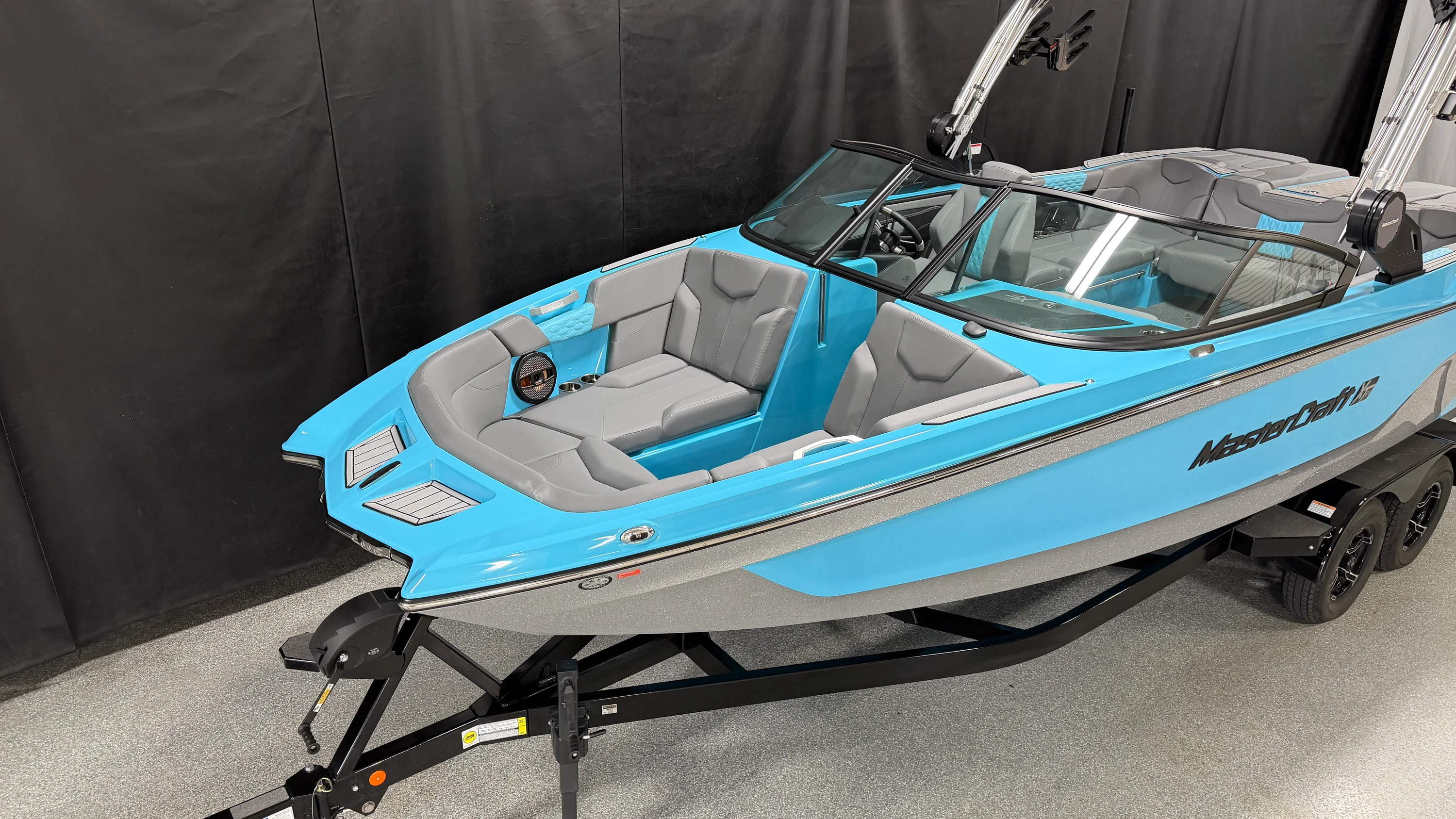 2024 Mastercraft XT24 Image Thumbnail #4