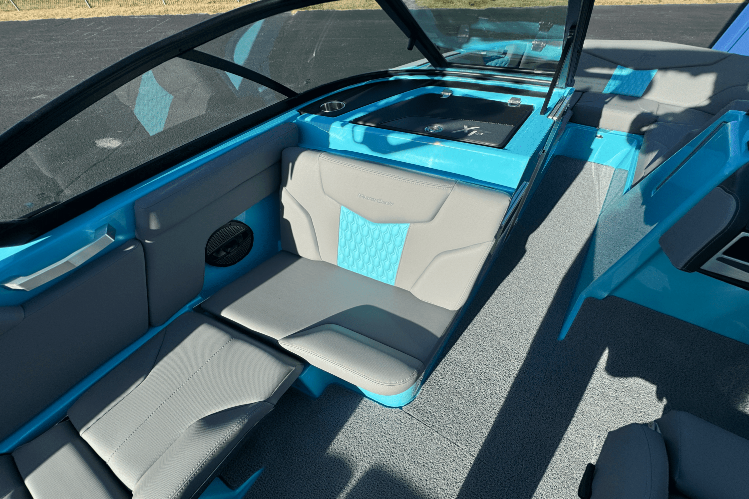 2024 Mastercraft XT24 Image Thumbnail #9