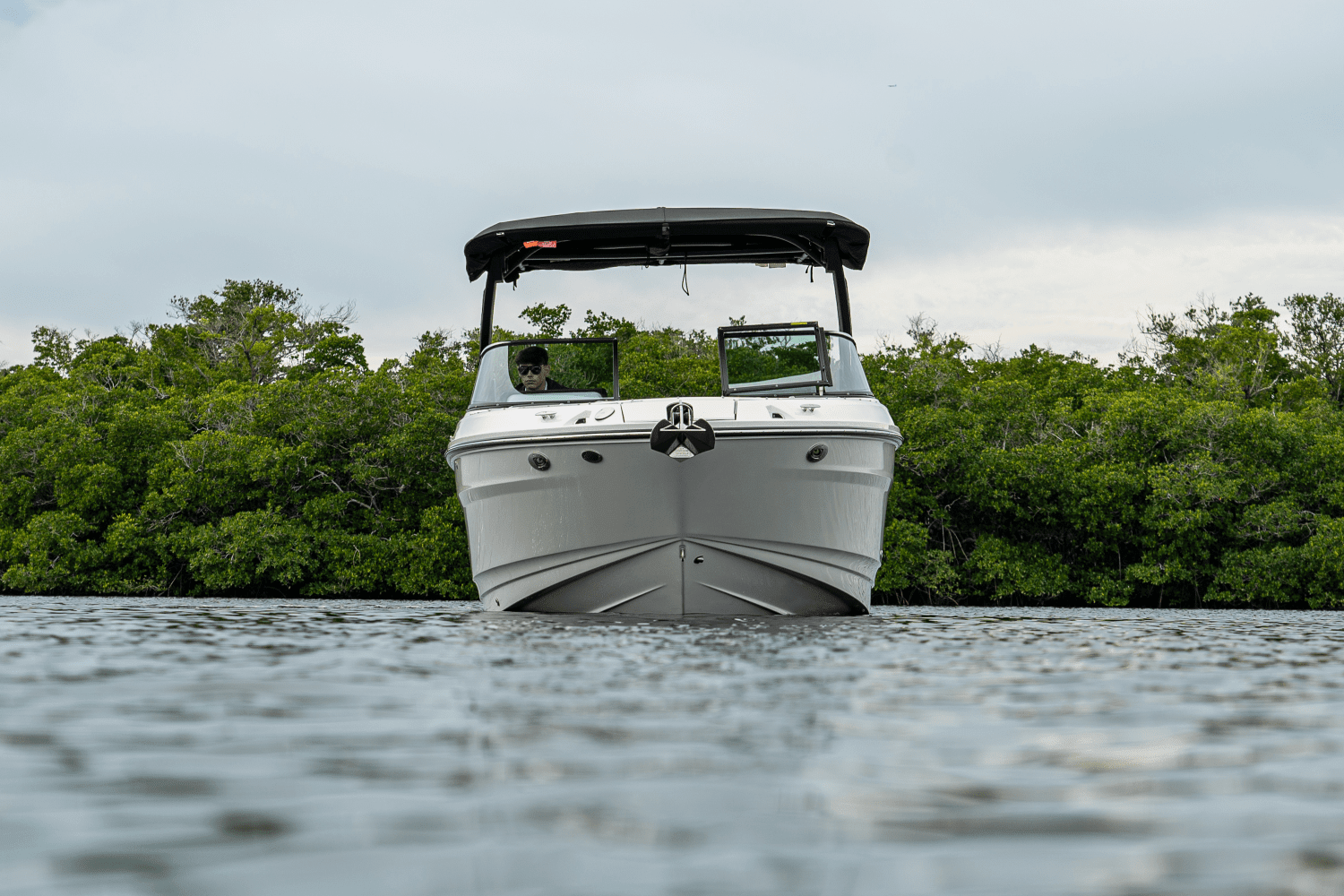 2024 Sea Ray SLX 260 Outboard Image Thumbnail #28