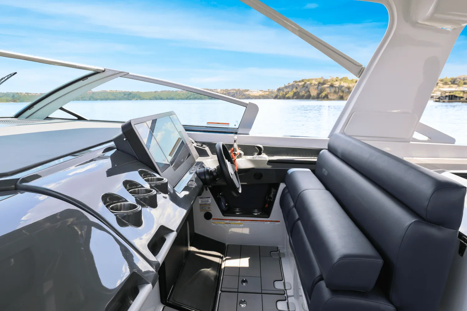 2022 Aviara AV40 Image Thumbnail #32