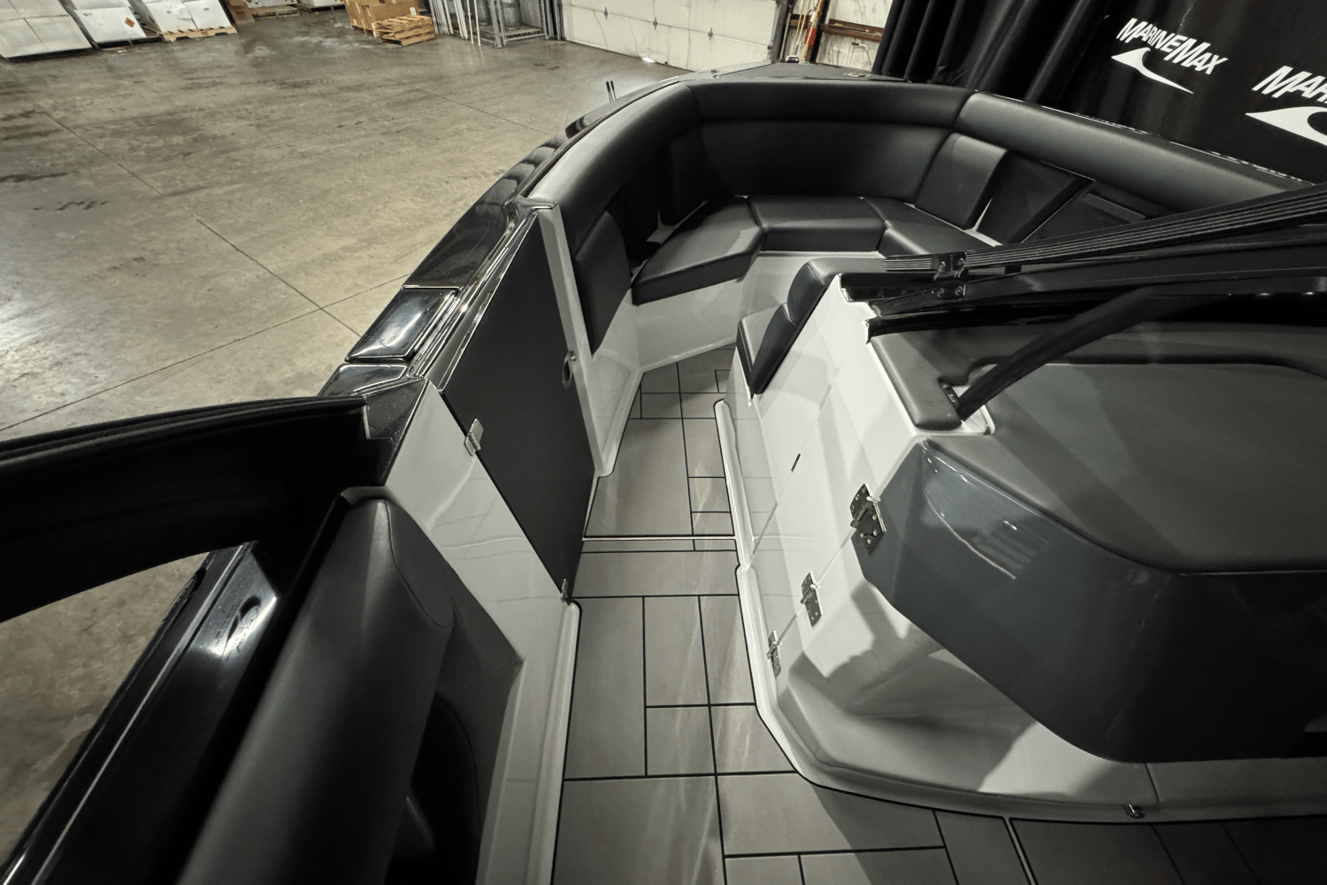 2024 Aviara AV28 Surf Image Thumbnail #34