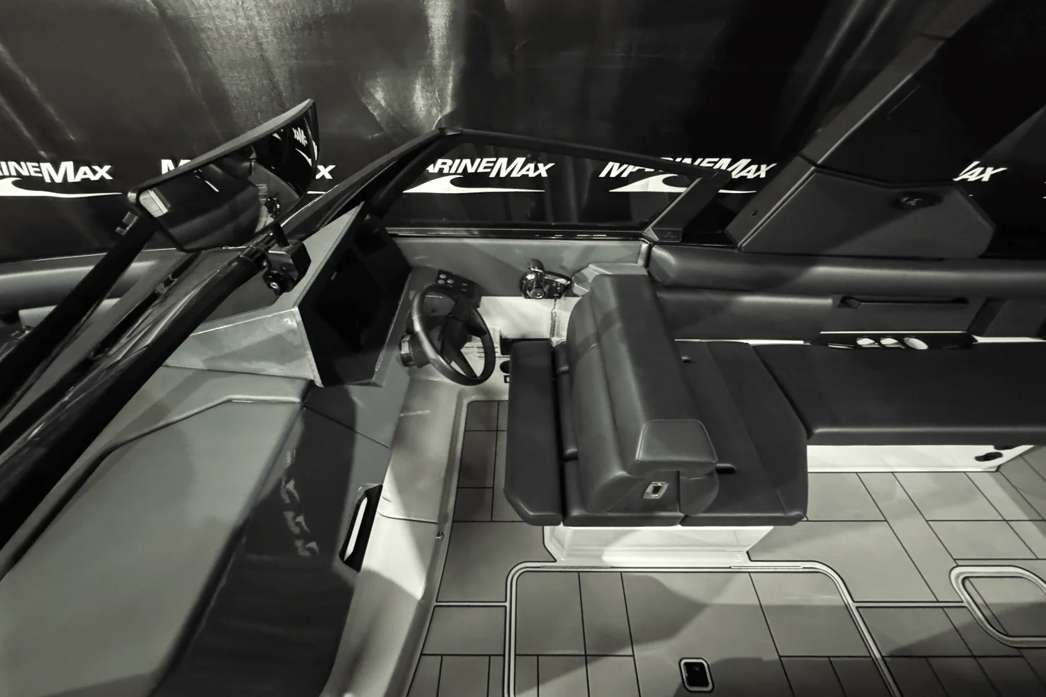 2024 Aviara AV28 Surf Image Thumbnail #23