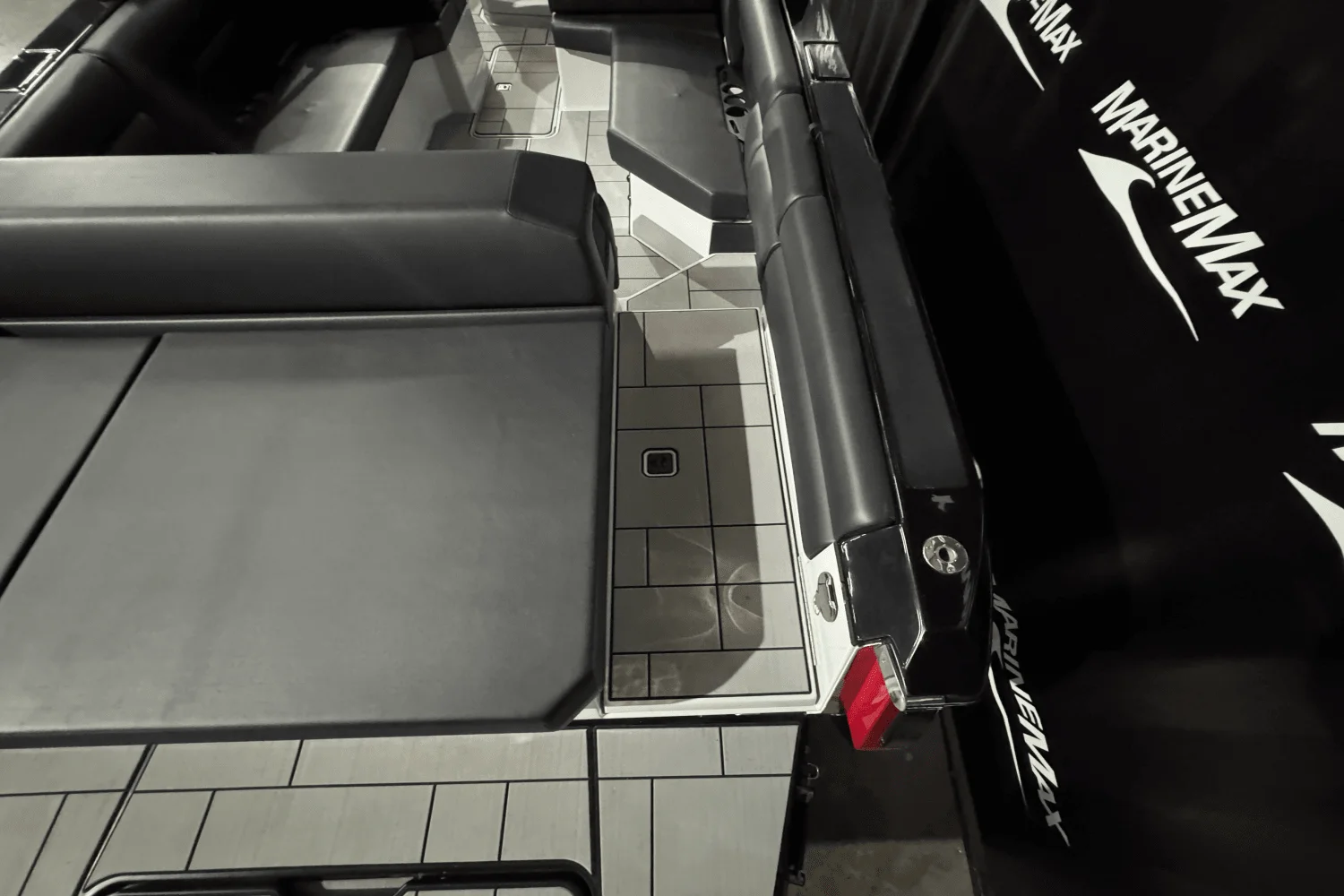 2024 Aviara AV28 Surf Image Thumbnail #7