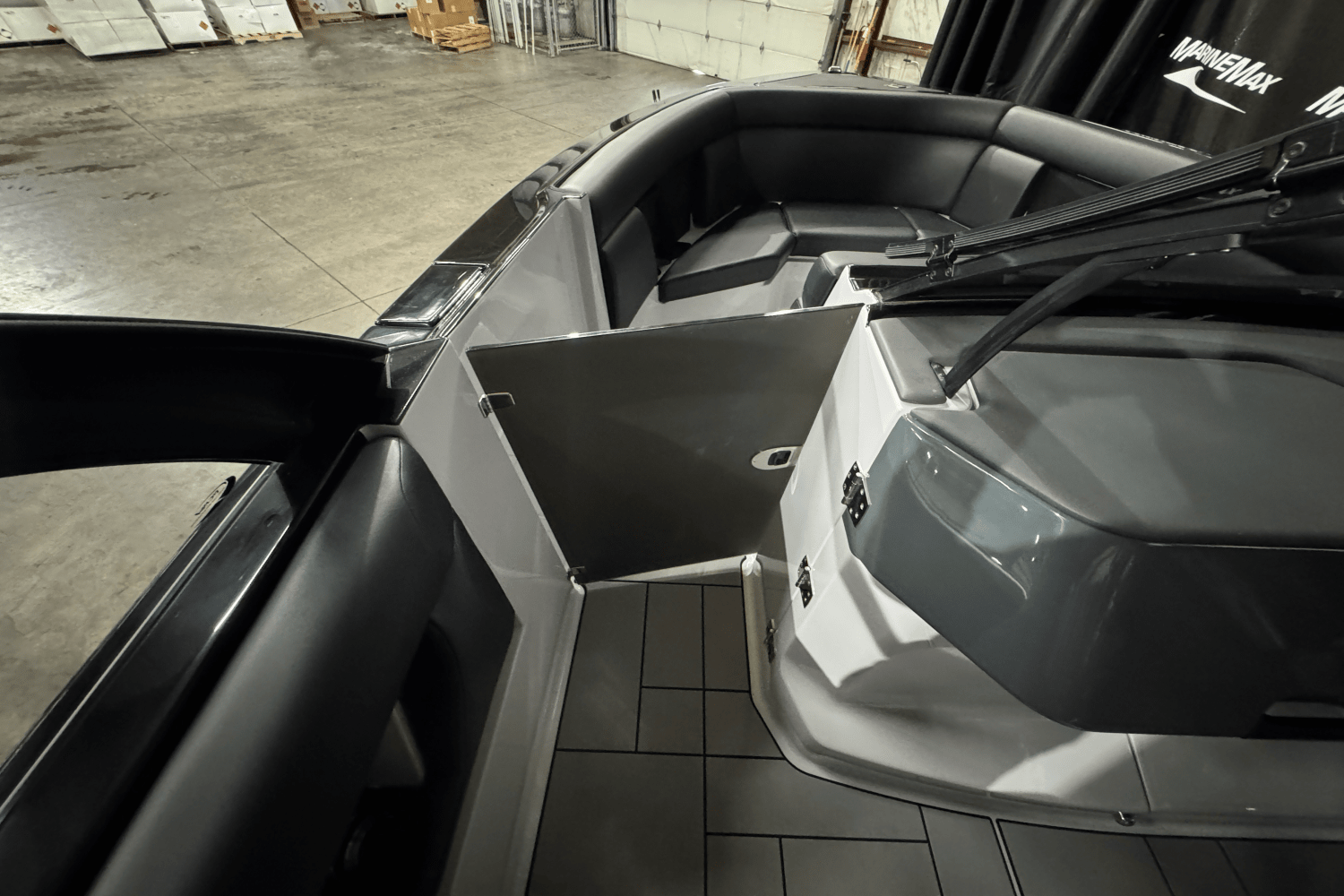 2024 Aviara AV28 Surf Image Thumbnail #35