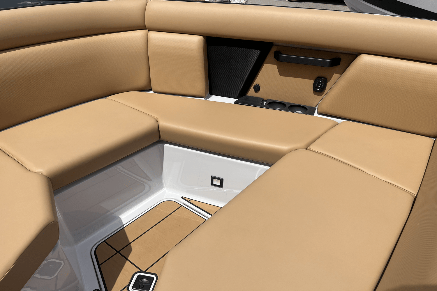 2024 Aviara AV28 Image Thumbnail #51