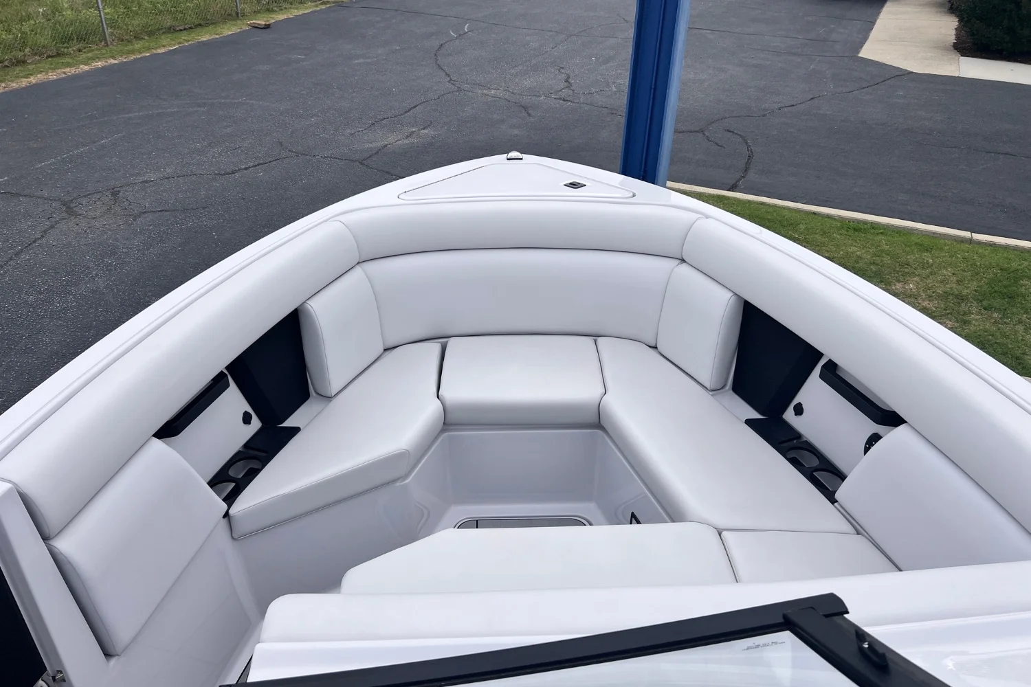 2024 Aviara AV28 Surf Image Thumbnail #19