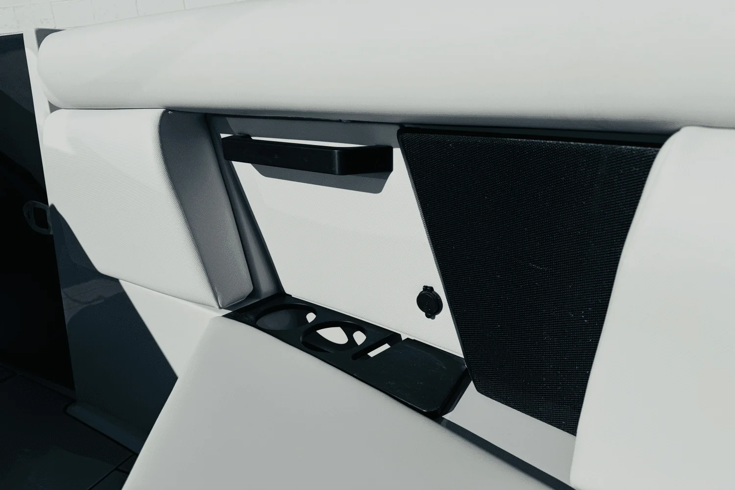 2024 Aviara AV28 Surf Image Thumbnail #20