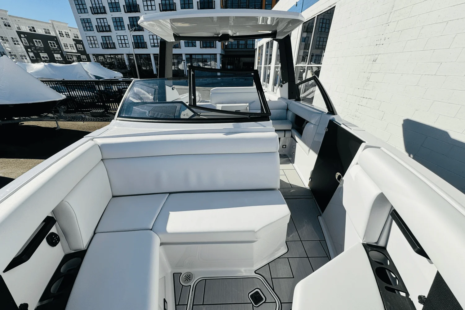 2024 Aviara AV28 Surf Image Thumbnail #28