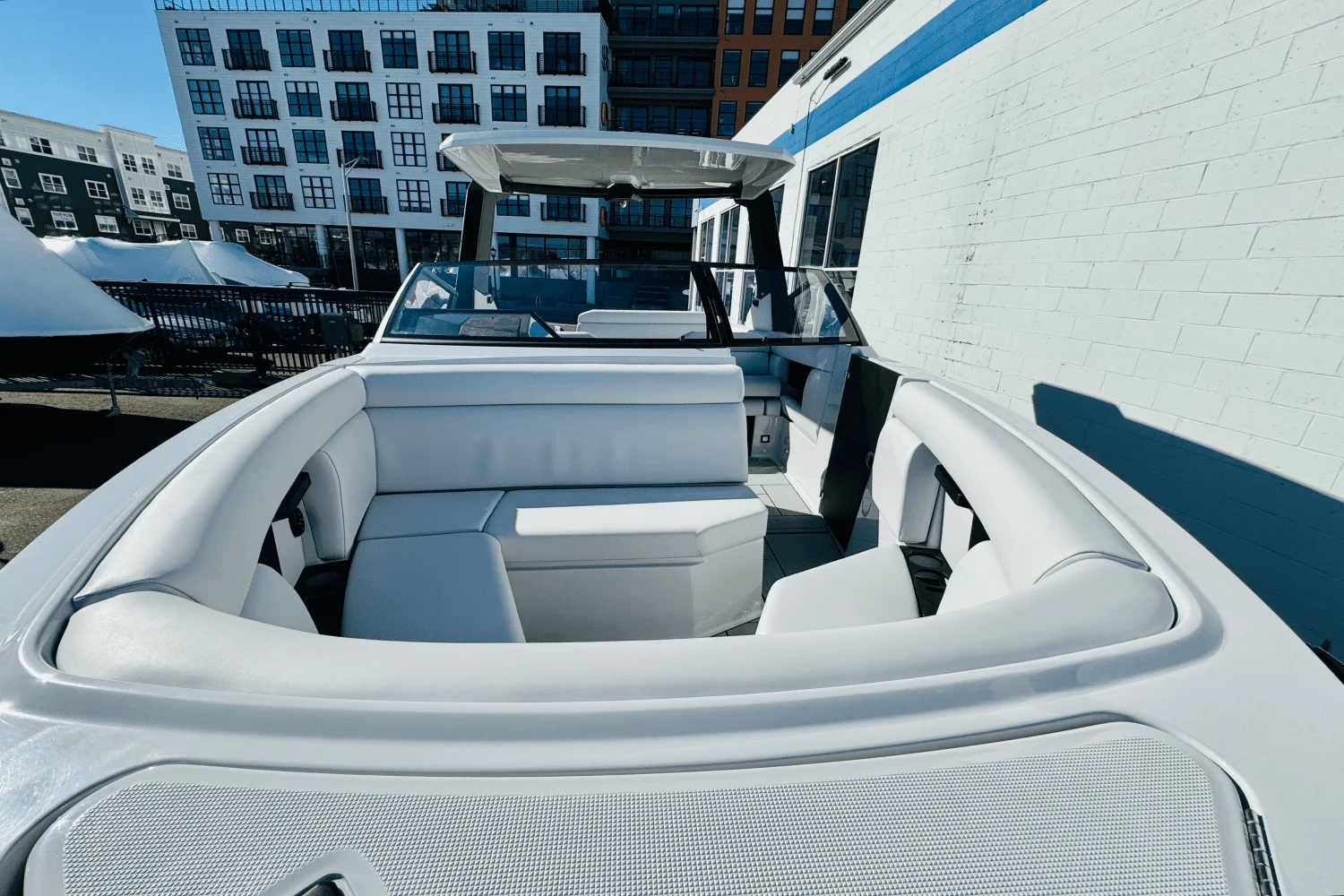 2024 Aviara AV28 Surf Image Thumbnail #27