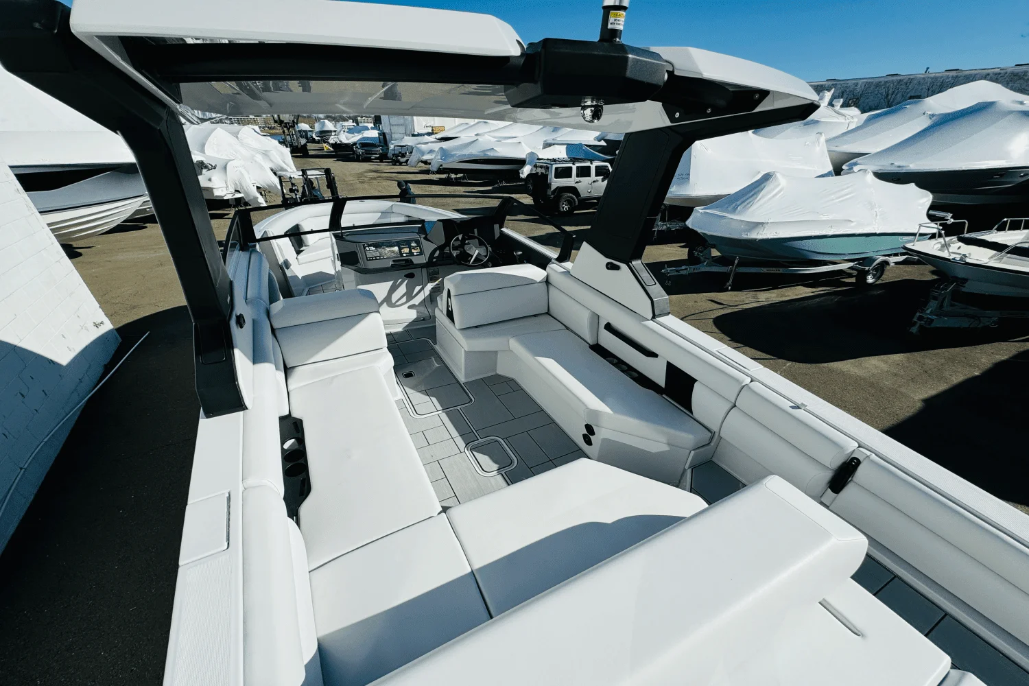 2024 Aviara AV28 Surf Image Thumbnail #16