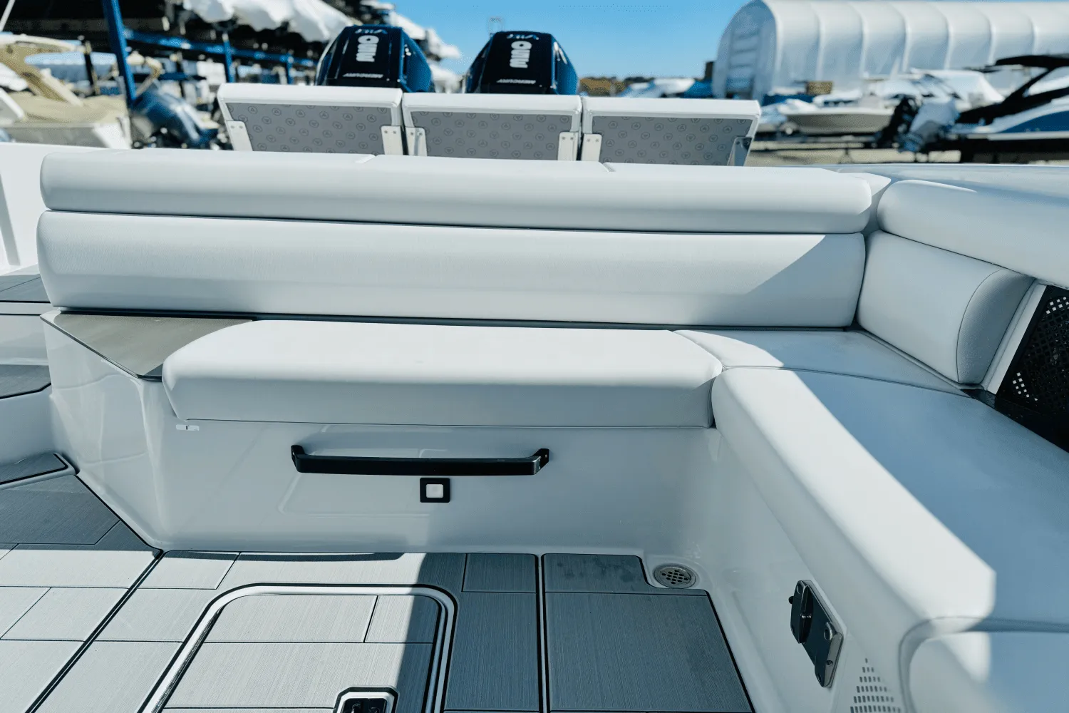 2024 Aviara AV32 Outboard Image Thumbnail #39