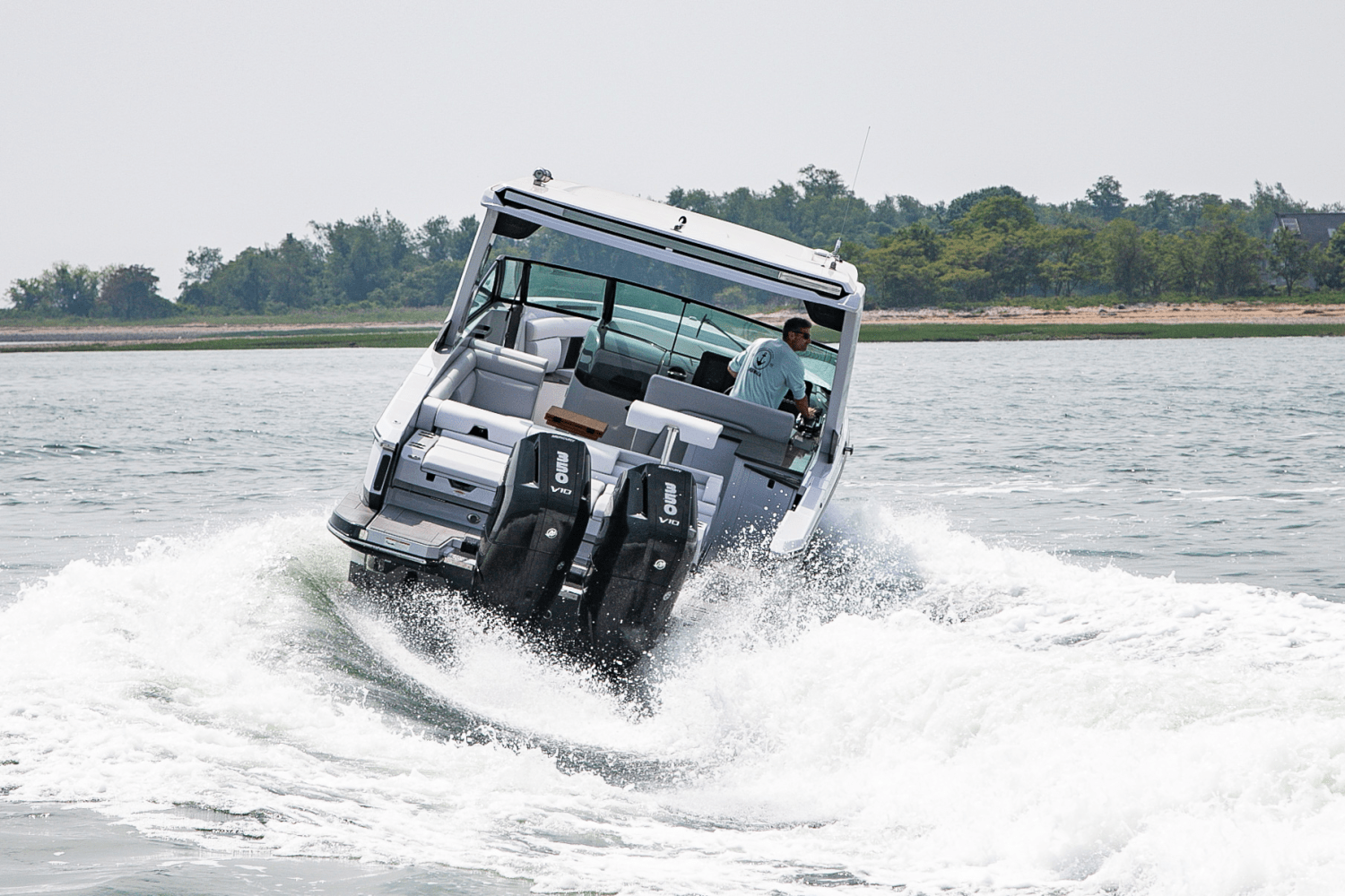 2024 Aviara AV32 Outboard Image Thumbnail #8