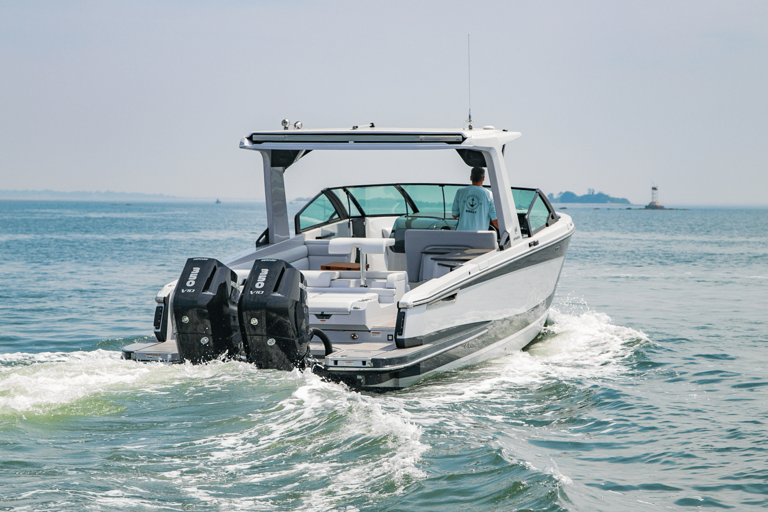2024 Aviara AV32 Outboard Image Thumbnail #11
