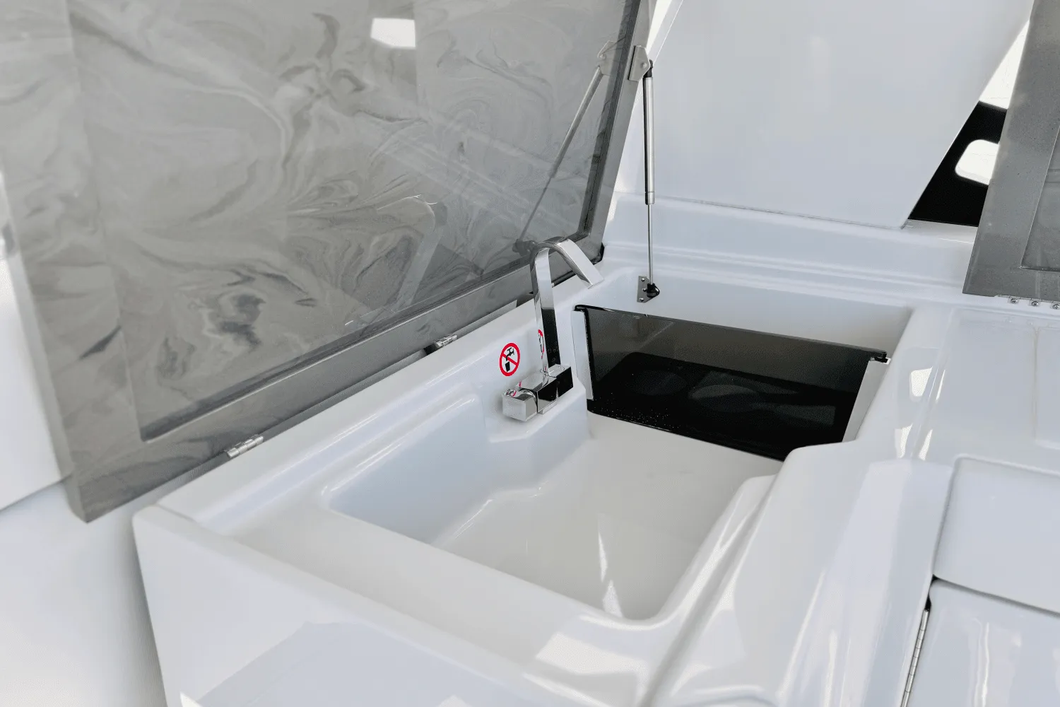 2024 Aviara AV32 Outboard Image Thumbnail #47