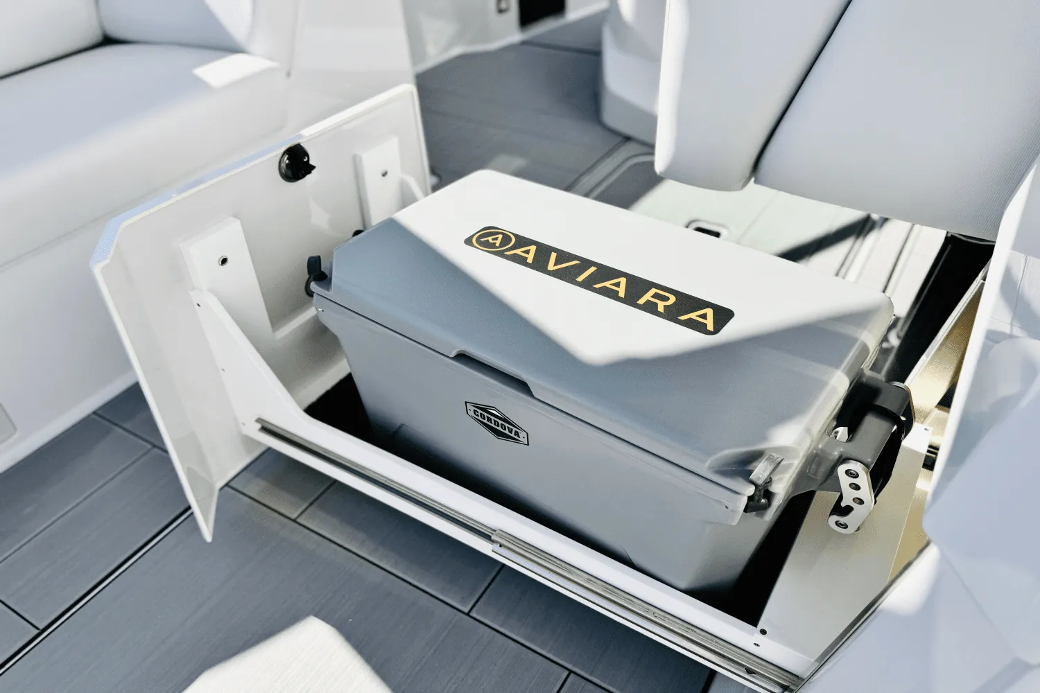 2024 Aviara AV32 Outboard Image Thumbnail #49