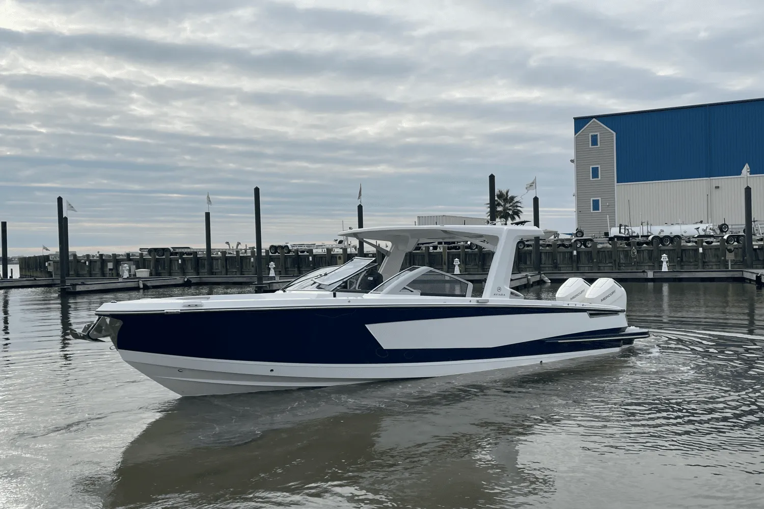 2024 Aviara AV32 Outboard Image Thumbnail #26
