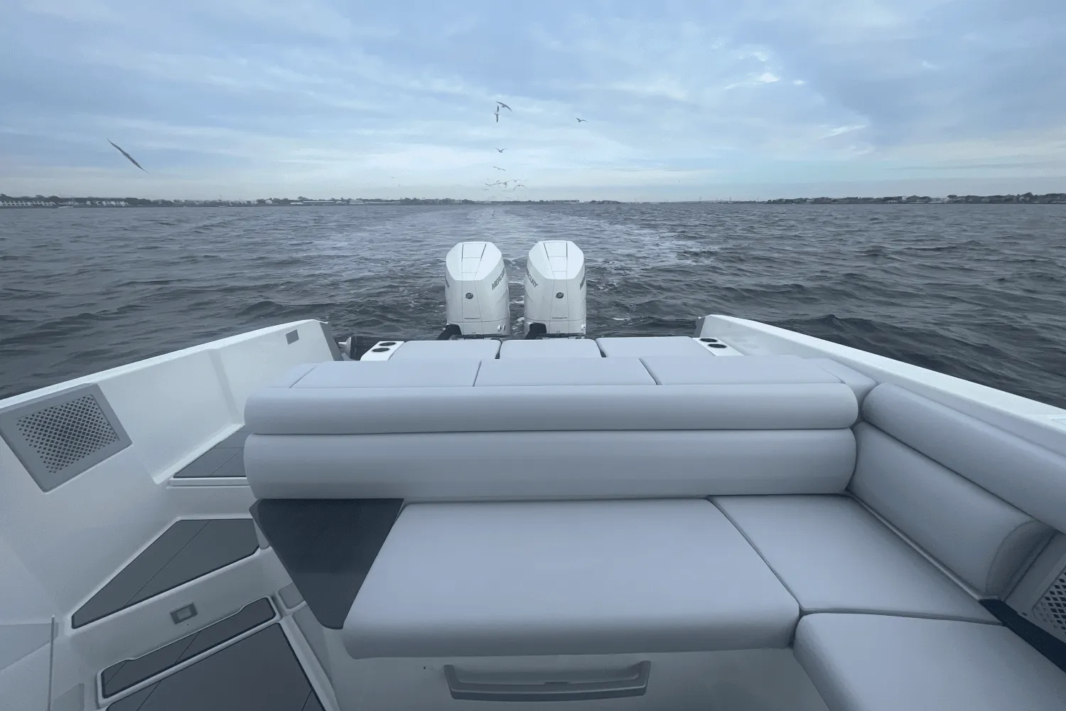 2024 Aviara AV32 Outboard Image Thumbnail #44