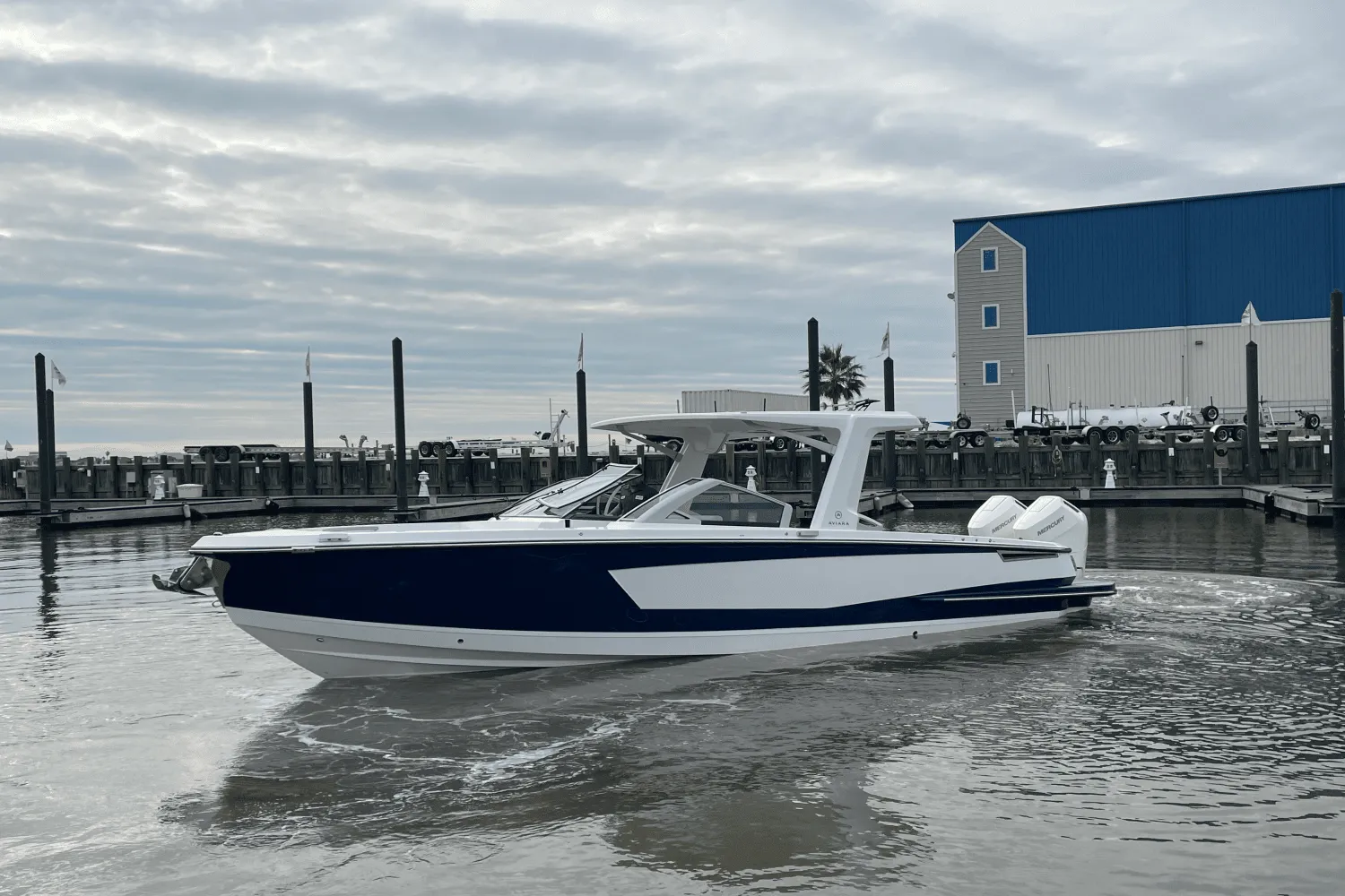 2024 Aviara AV32 Outboard Image Thumbnail #28
