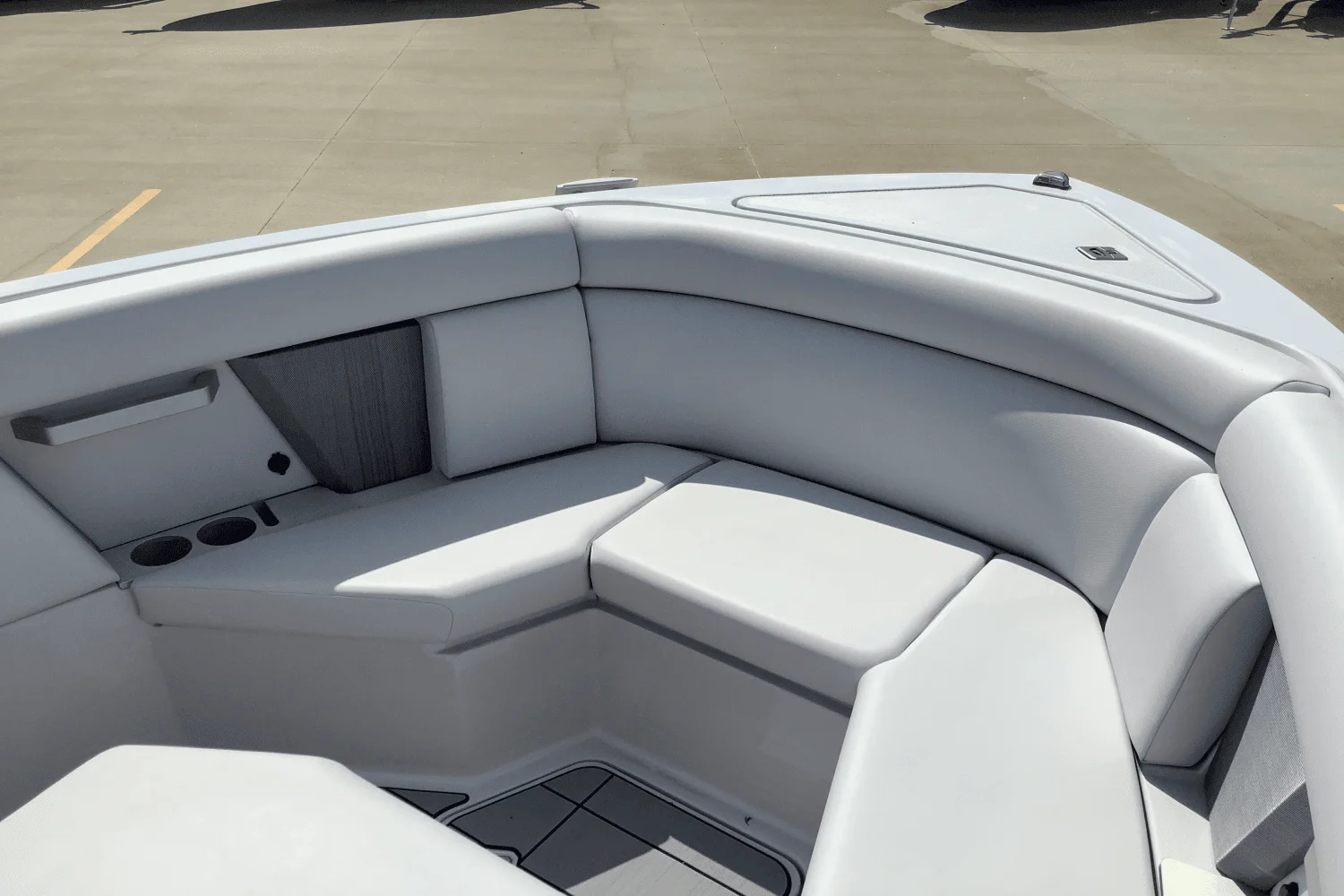 2024 Aviara AV28 Image Thumbnail #9