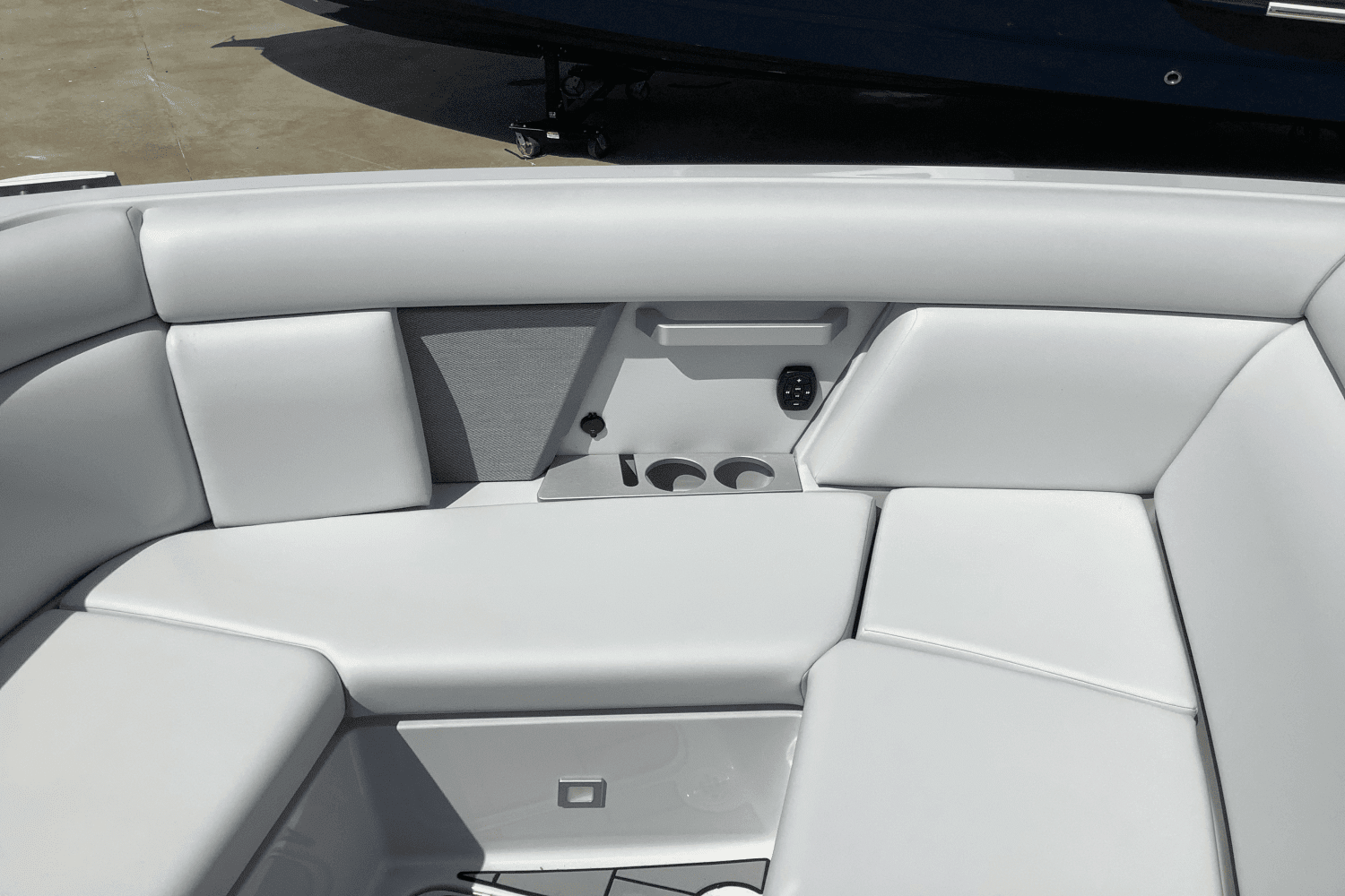 2024 Aviara AV28 Image Thumbnail #8