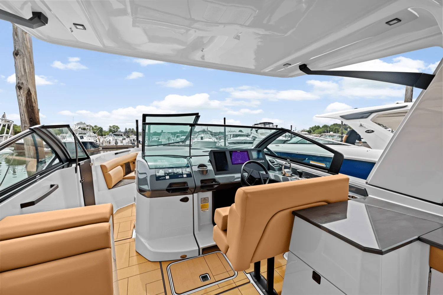 2024 Aviara AV32 Image Thumbnail #24