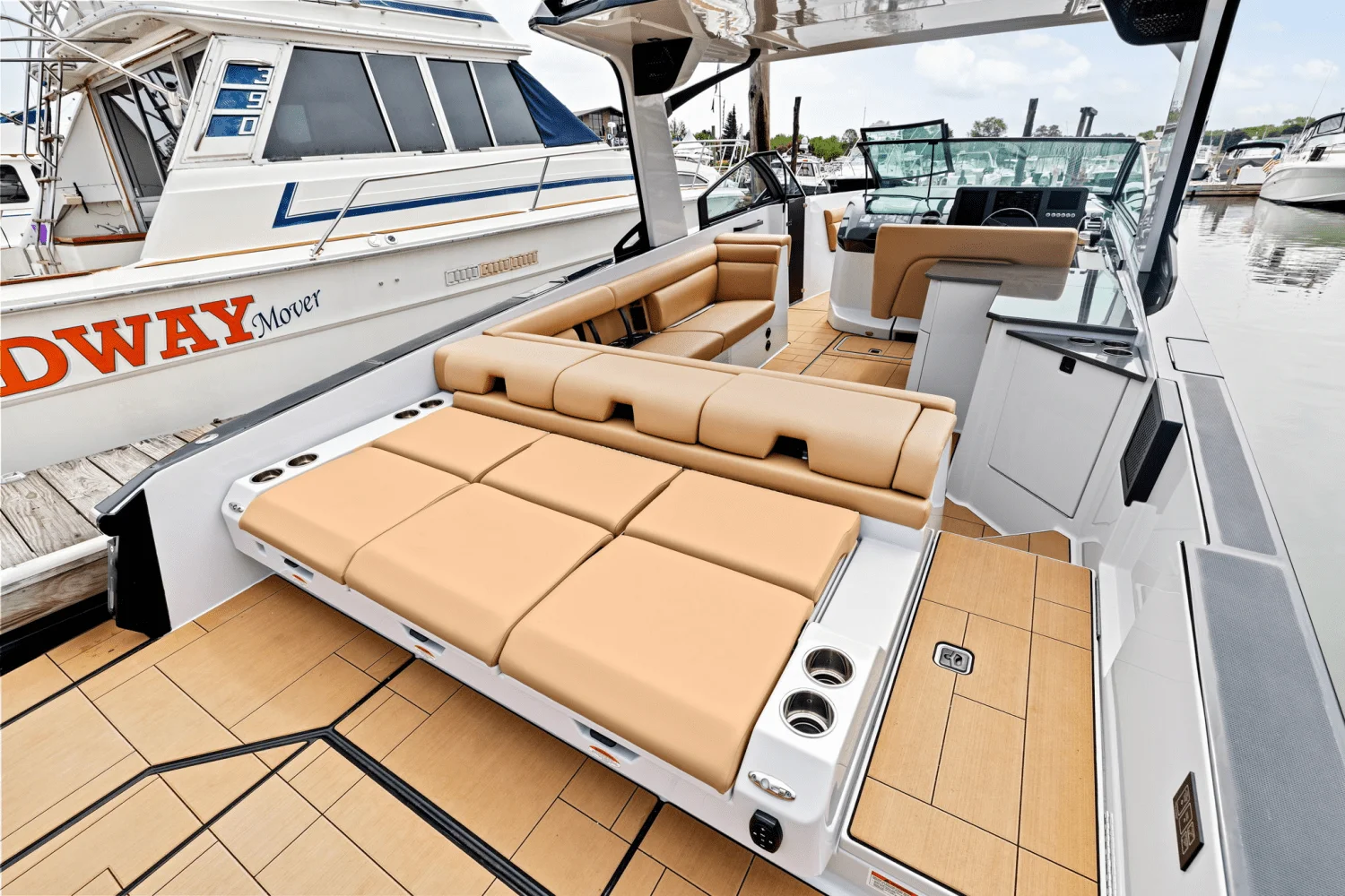 2024 Aviara AV32 Image Thumbnail #10