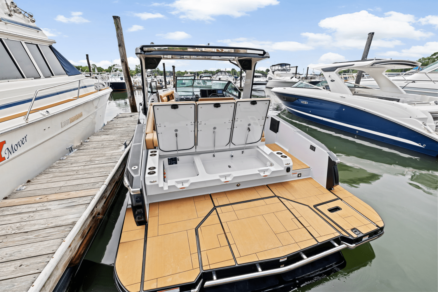 2024 Aviara AV32 Image Thumbnail #8