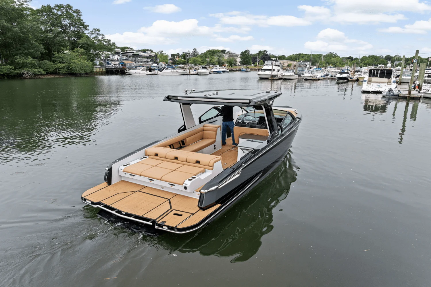 2024 Aviara AV32 Image Thumbnail #3