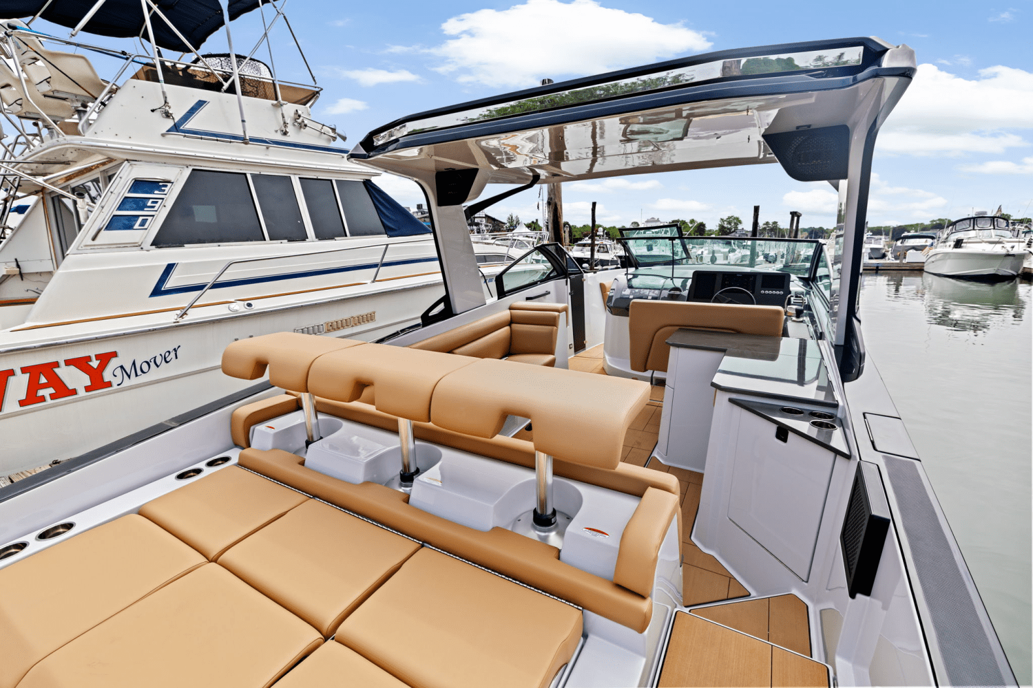 2024 Aviara AV32 Image Thumbnail #12